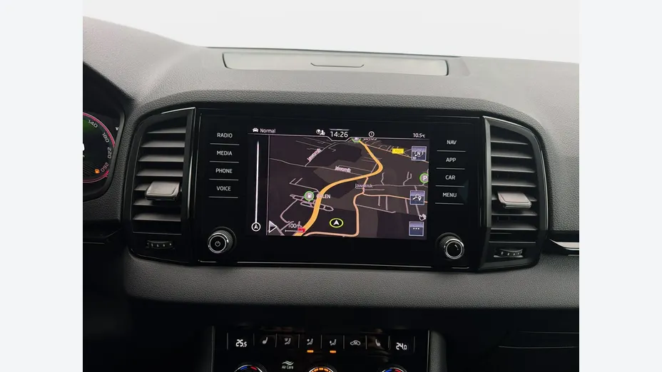 SKODA Karoq -