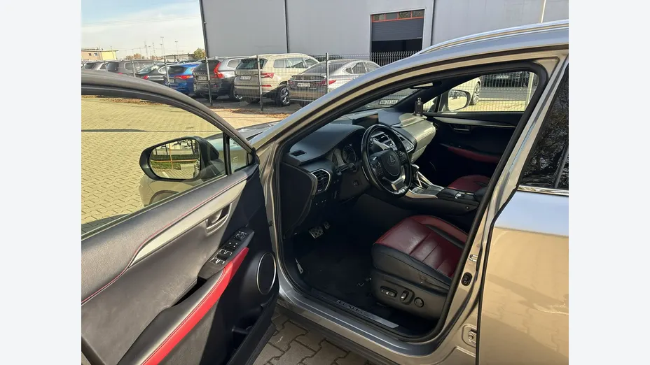 LEXUS NX -
