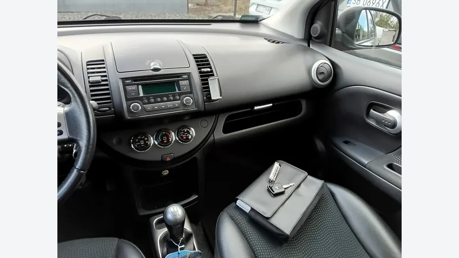 NISSAN Note -