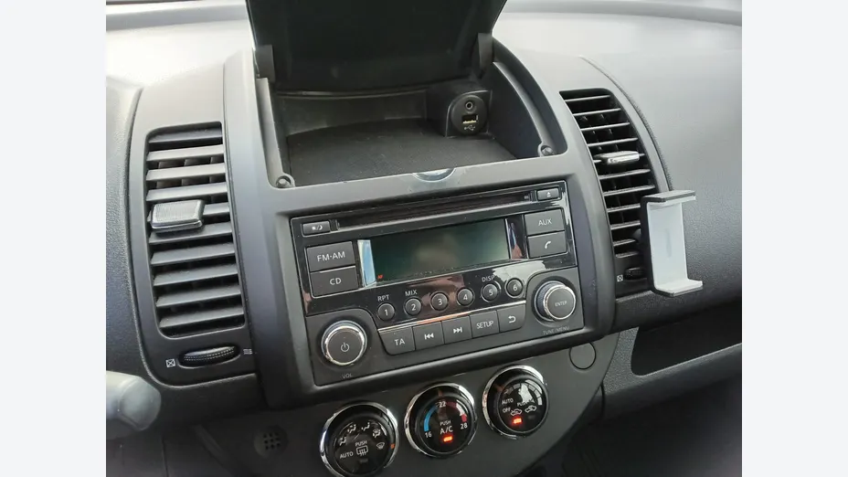 NISSAN Note -