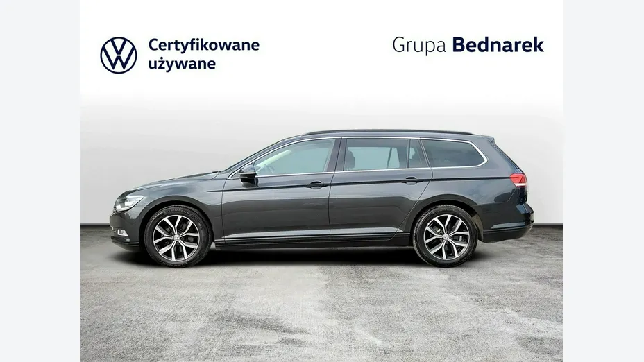 VOLKSWAGEN Passat -