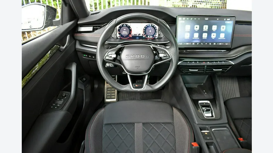 SKODA Octavia -