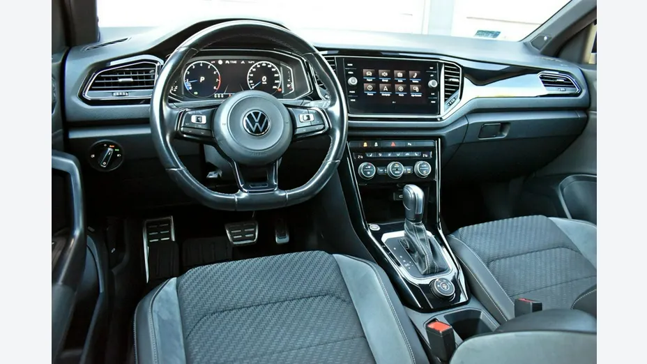 VOLKSWAGEN T-ROC -