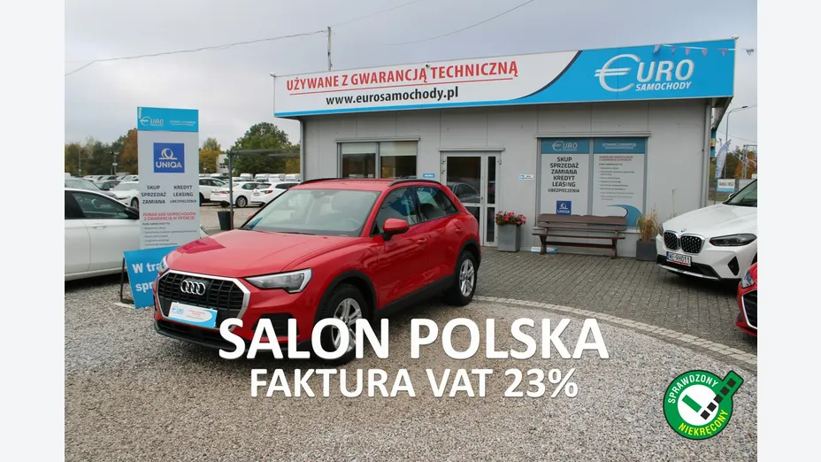 AUDI Q3 -
