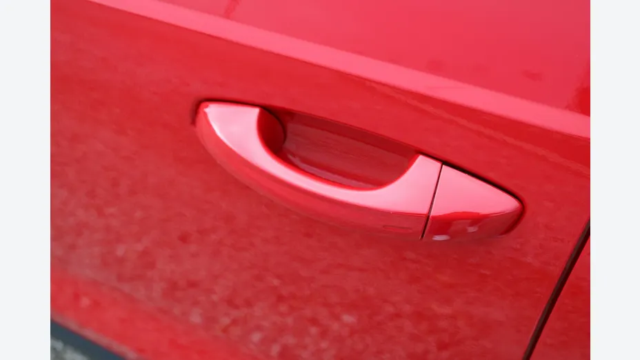 AUDI Q3 -