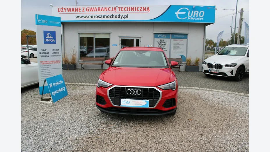 AUDI Q3 -