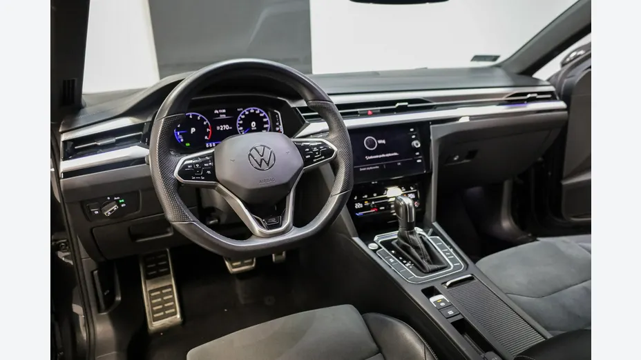 VOLKSWAGEN Arteon -