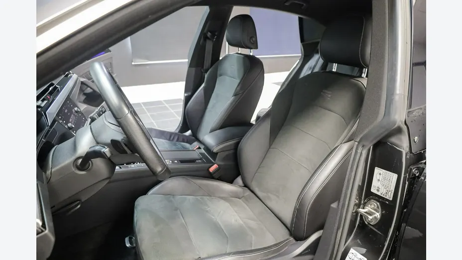 VOLKSWAGEN Arteon -
