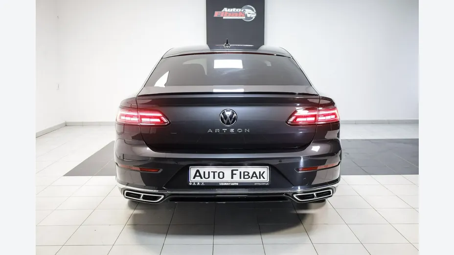 VOLKSWAGEN Arteon -