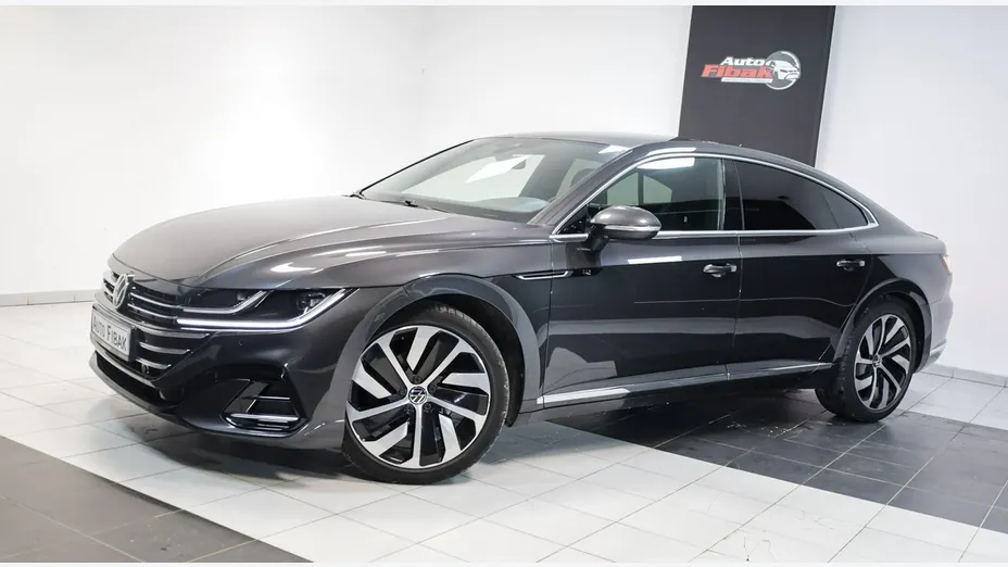 VOLKSWAGEN Arteon -