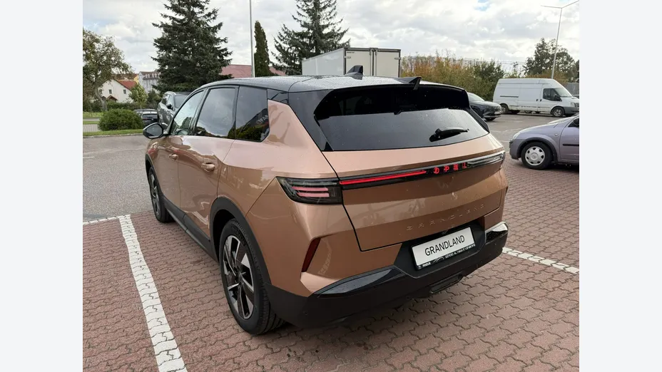 OPEL Grandland X -