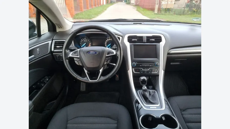 FORD Mondeo -