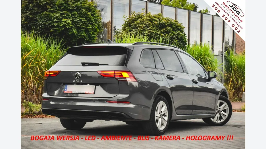 VOLKSWAGEN Golf -
