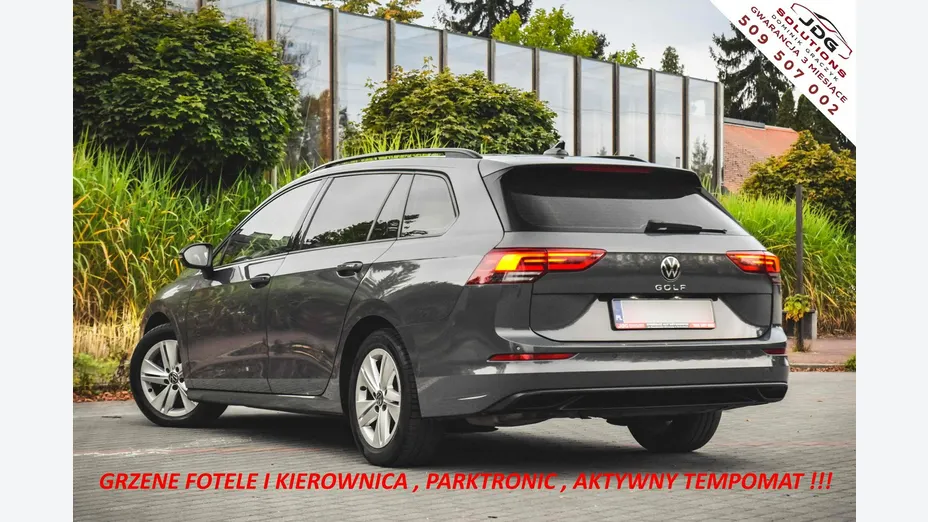 VOLKSWAGEN Golf -