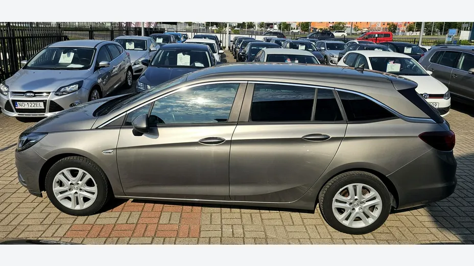 OPEL Astra -