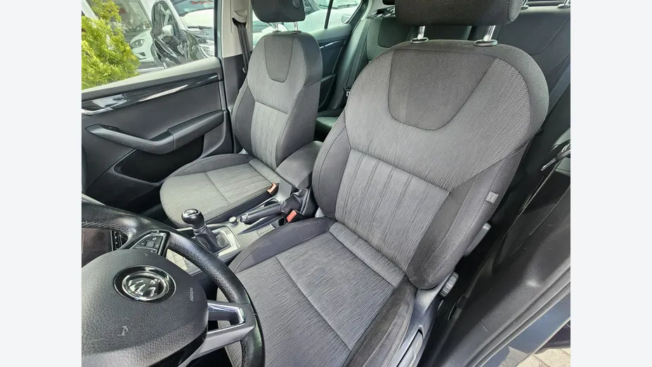SKODA Octavia -