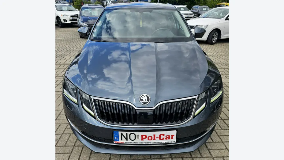 SKODA Octavia -