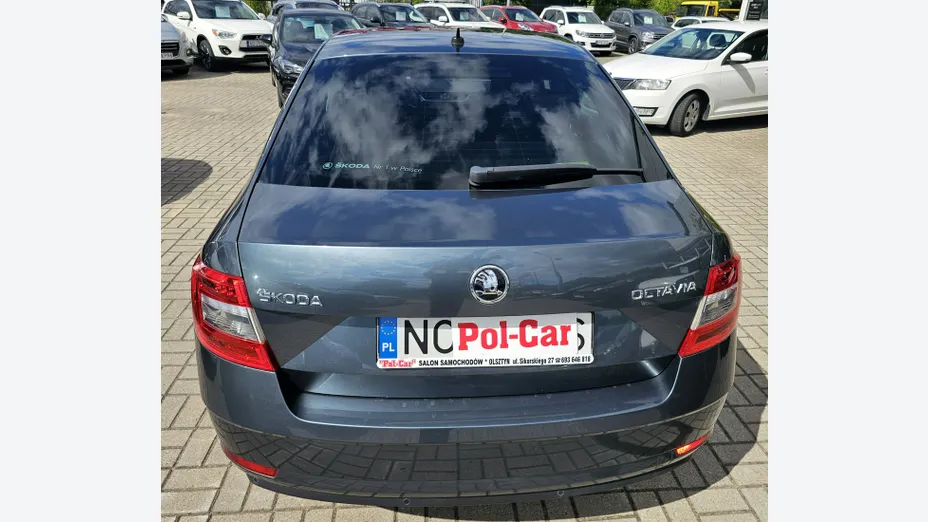 SKODA Octavia -