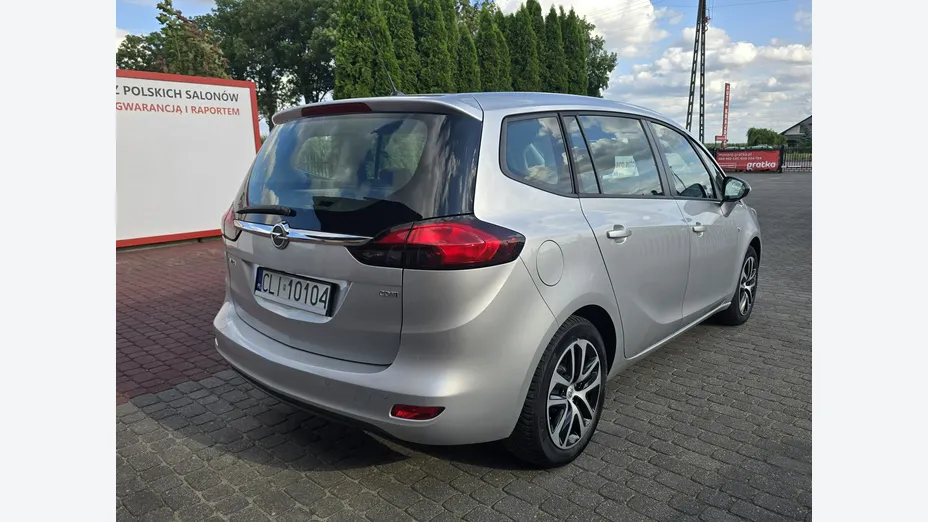 OPEL Zafira -