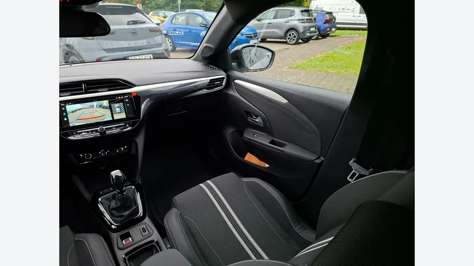 OPEL Corsa -