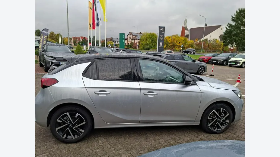 OPEL Corsa -