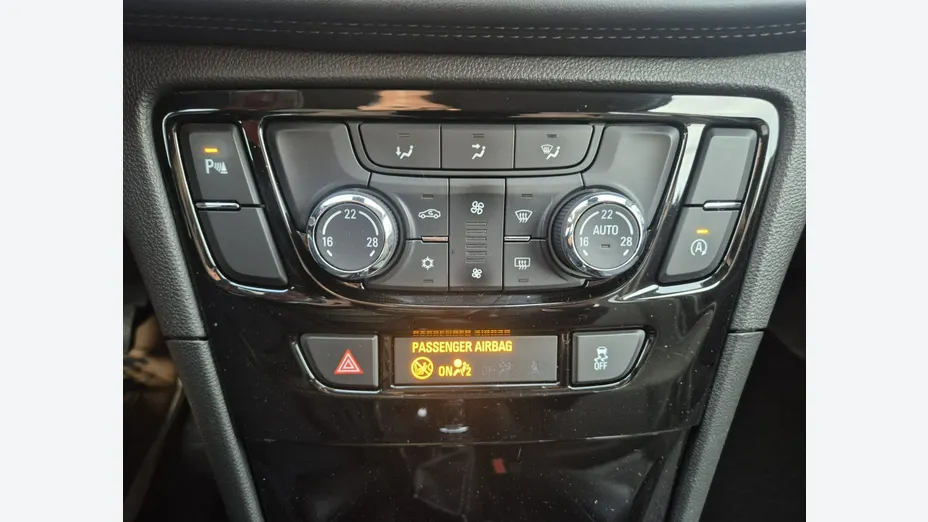 OPEL Mokka -