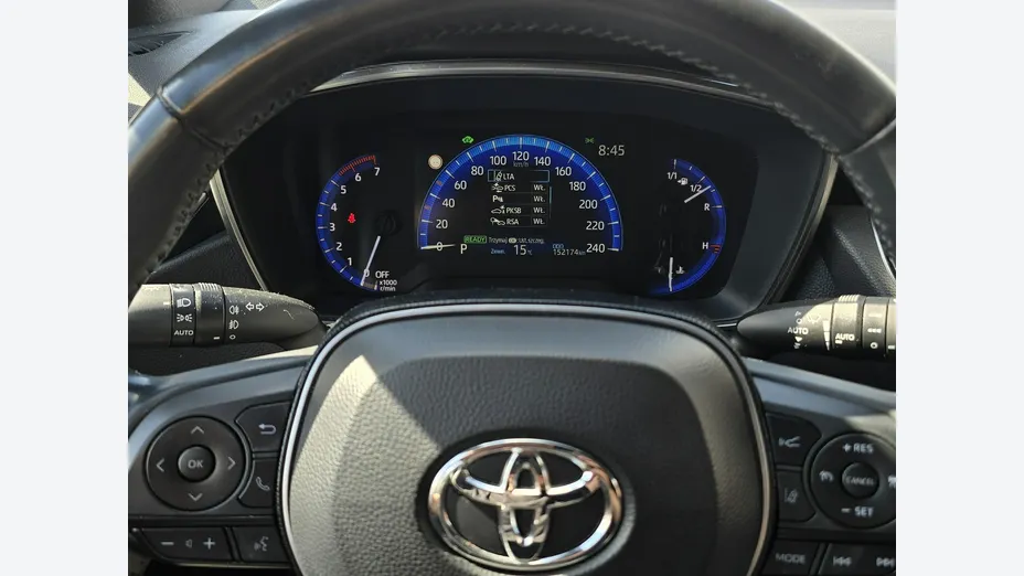 TOYOTA Corolla -