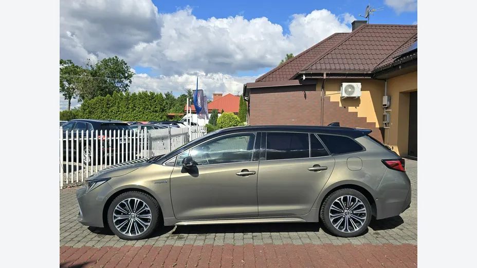 TOYOTA Corolla -