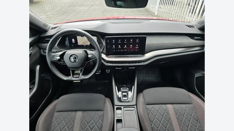 SKODA Octavia -