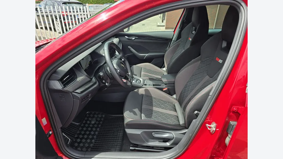 SKODA Octavia -