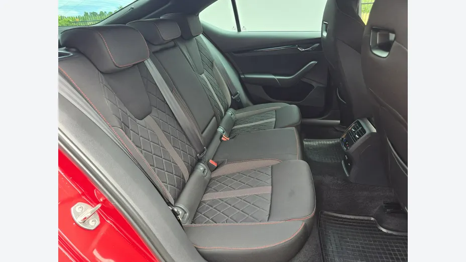 SKODA Octavia -