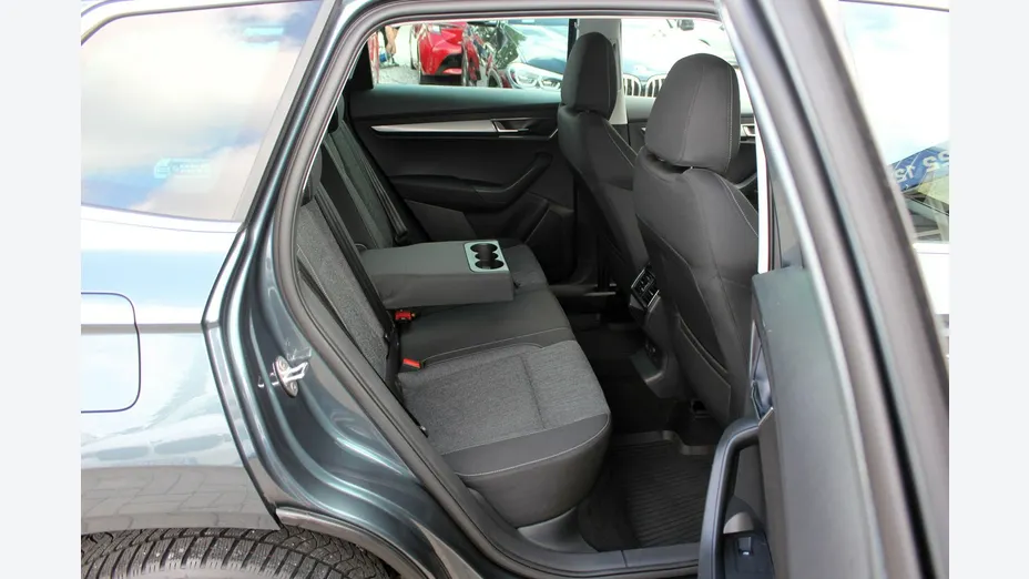 SKODA Karoq -