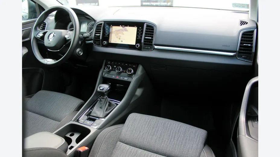 SKODA Karoq -