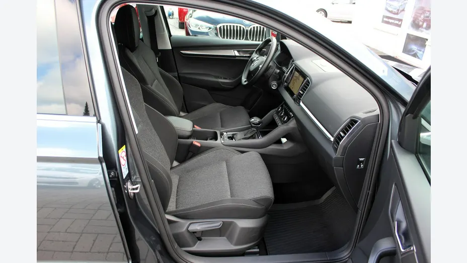SKODA Karoq -