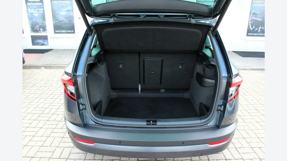 SKODA Karoq -
