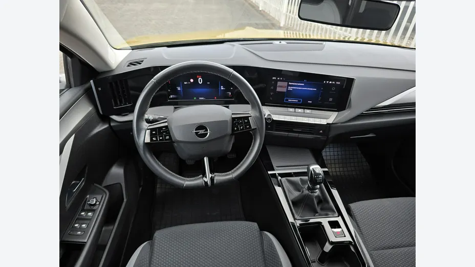 OPEL Astra -