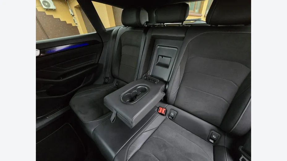 VOLKSWAGEN Arteon -