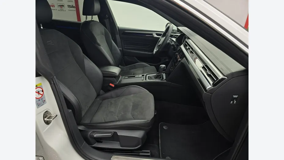 VOLKSWAGEN Arteon -