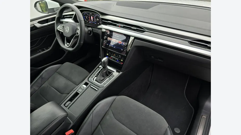 VOLKSWAGEN Arteon -