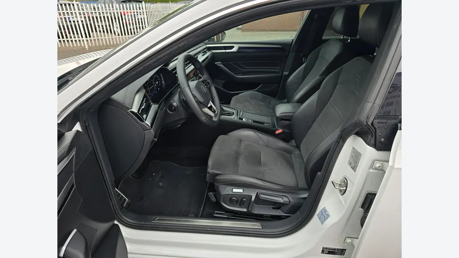 VOLKSWAGEN Arteon -