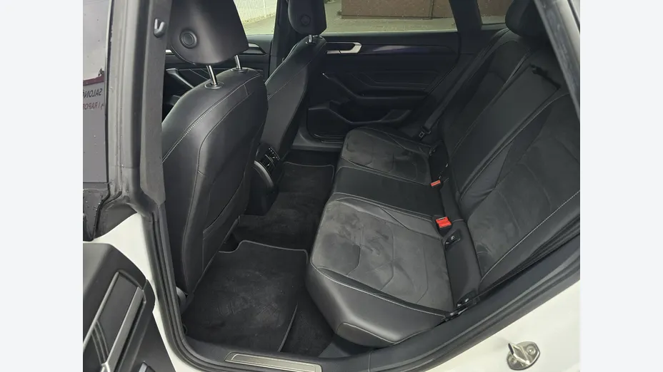 VOLKSWAGEN Arteon -