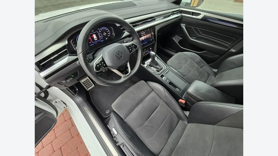 VOLKSWAGEN Arteon -