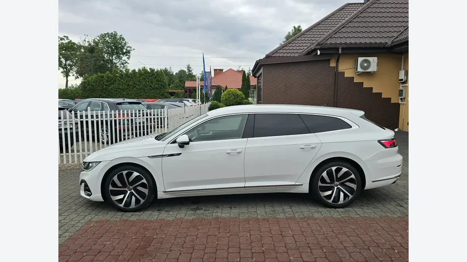 VOLKSWAGEN Arteon -