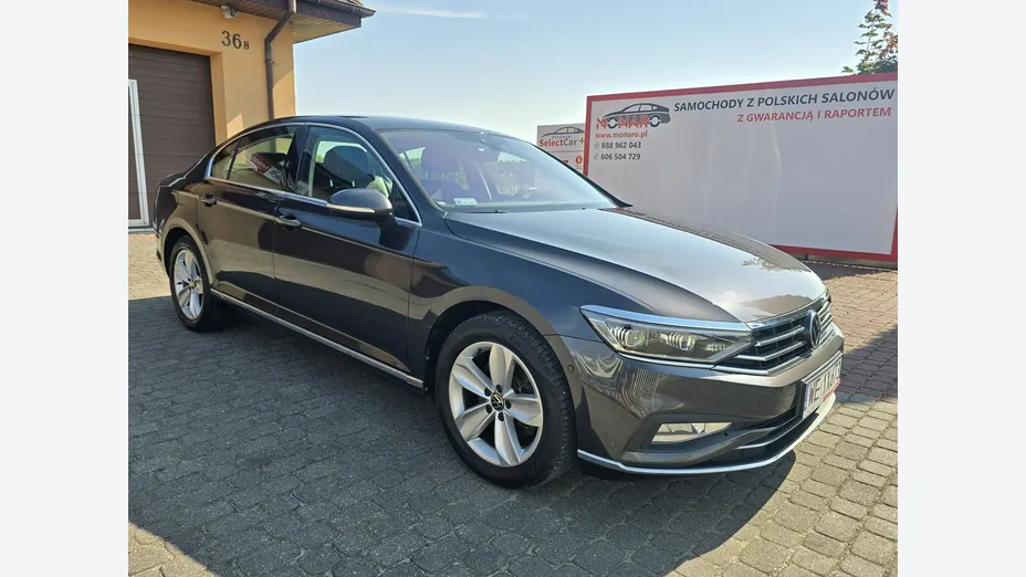 VOLKSWAGEN Passat -
