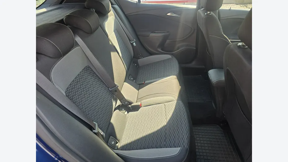 OPEL Astra -