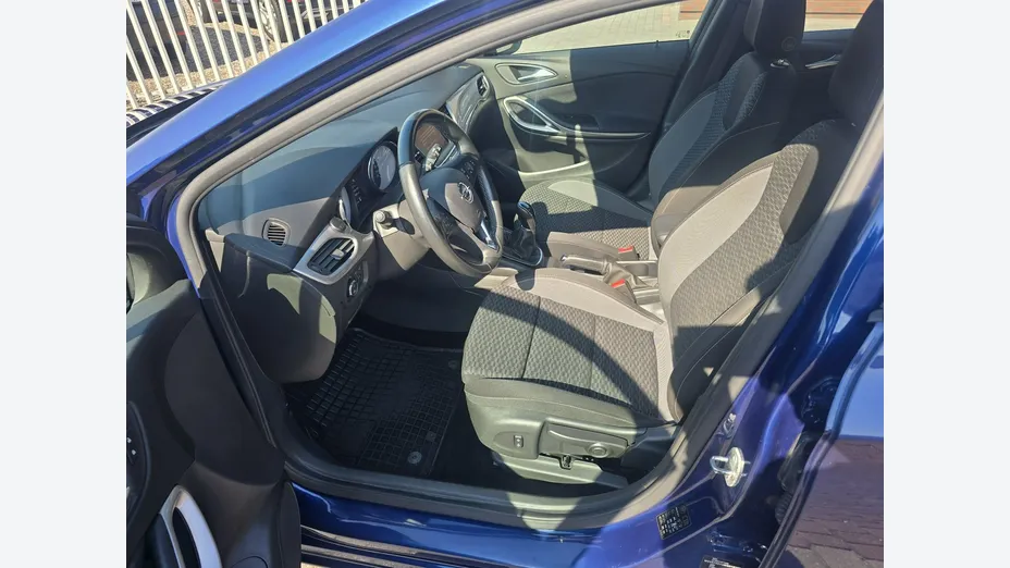 OPEL Astra -