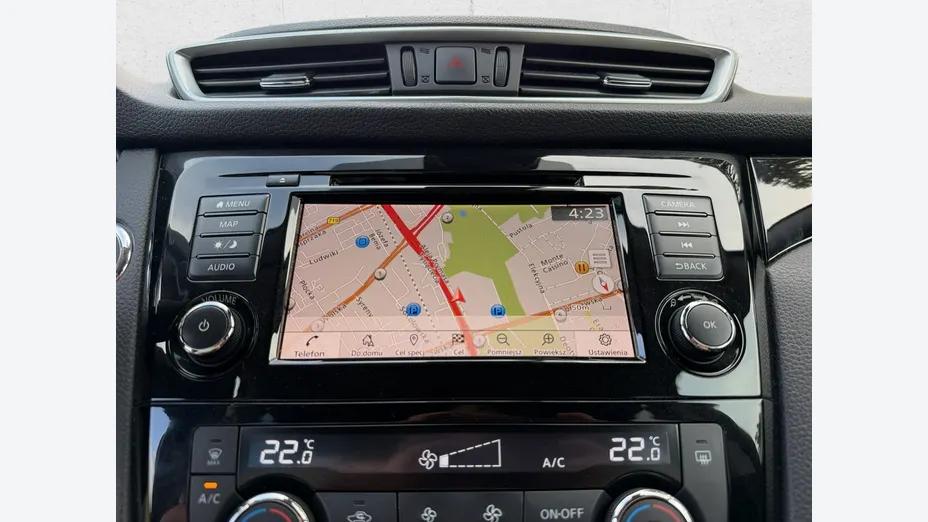 NISSAN Qashqai -