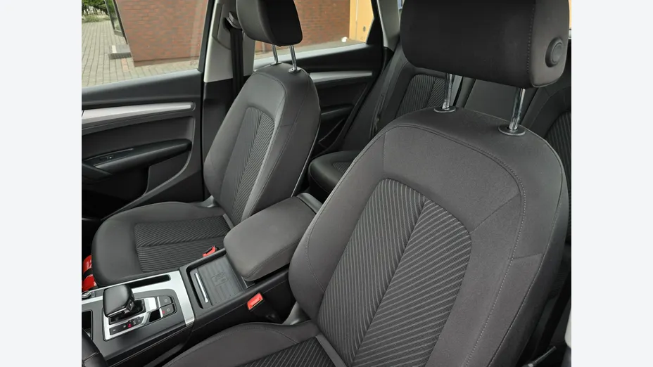 AUDI Q5 -