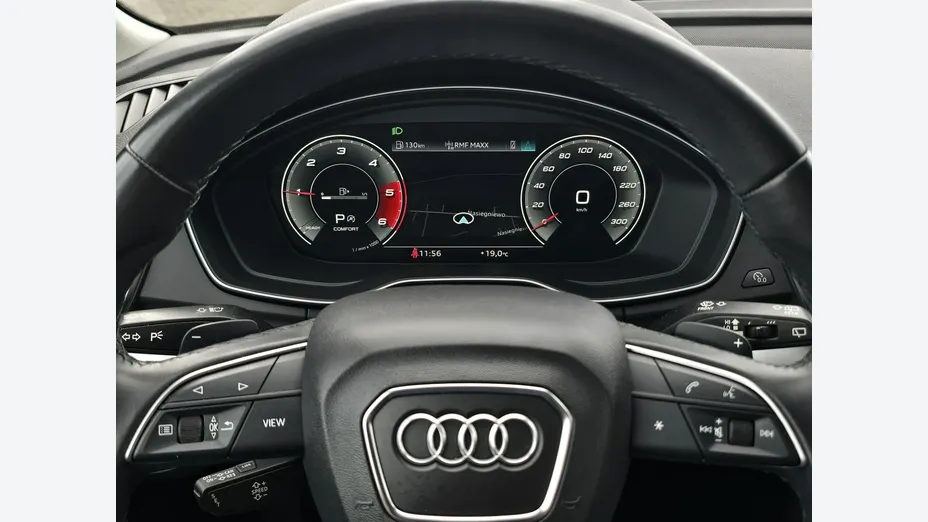 AUDI Q5 -