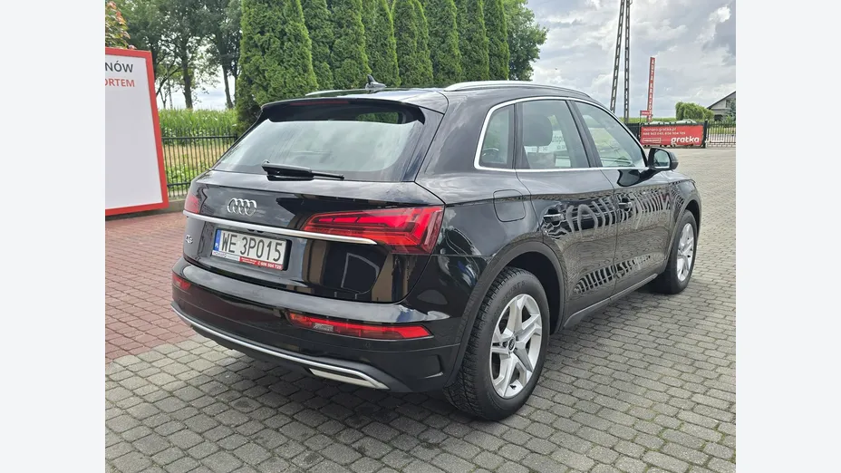 AUDI Q5 -